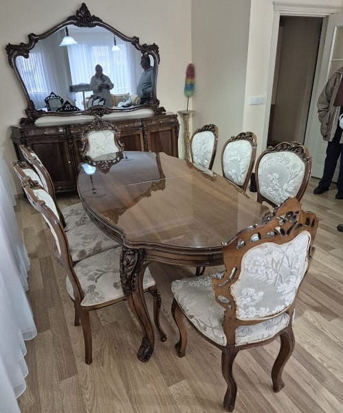 Antika Klasik Yemek Odası Takımı